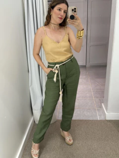 Calça Cenoura Linho Regina - Verde - THAÊ