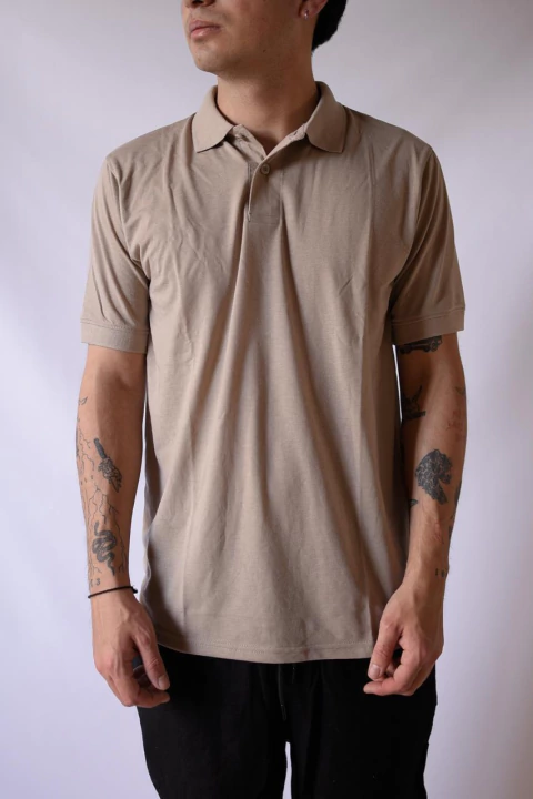 CHOMBA VICTORY IMPORTADA BEIGE