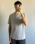 REMERA BASICA REGULAR LONZO GRIS