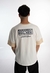 REMERA OVER PALACE BLANCO CON BEIGE SIGNOS - Signos indumentaria