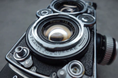 ROLLEIFLEX K4C CON OPTICA CARL ZEISS PLANAR 75MM F3,5 - Oeste Analogico