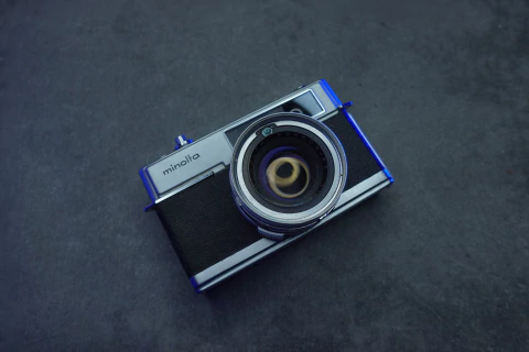 Minolta Hi-Matic 7 + Rokkor 45mm f1,8