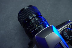 Nikon FM10 con Nikkor 35-70mm f3,5-4,8 en caja original - tienda online