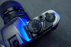 Nikon FM10 con Nikkor 35-70mm f3,5-4,8 en caja original