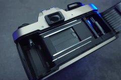 Nikon FM10 con Nikkor 35-70mm f3,5-4,8 en caja original - Oeste Analogico