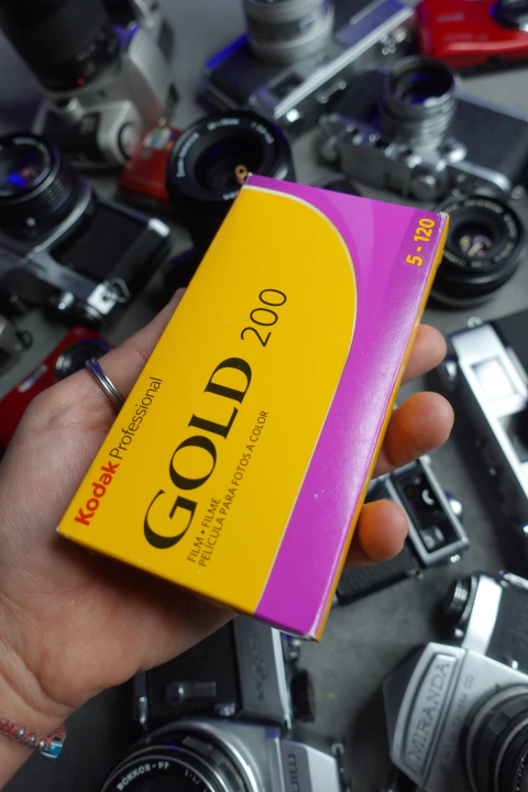 KODAK GOLD 200 – PELÍCULA COLOR EN FORMATO MEDIO 120