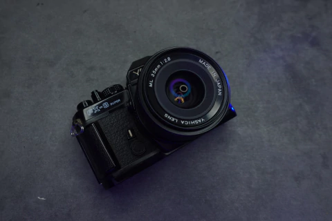 YASHICA FX-3 SUPER 2000 + LENTE 35MM F/2.8 - comprar online