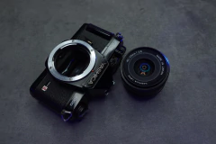 YASHICA FX-3 SUPER 2000 + LENTE 35MM F/2.8 - Oeste Analogico