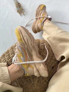 BRUJAS BEIGE MOSTAZA - KALMA INNATA