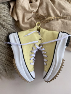 TUCSON AMARILLA en internet