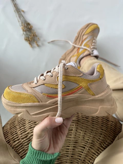 BRUJAS BEIGE MOSTAZA - tienda online