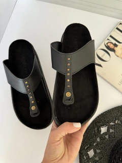 DOMINICA NEGRO BASE ALTA en internet