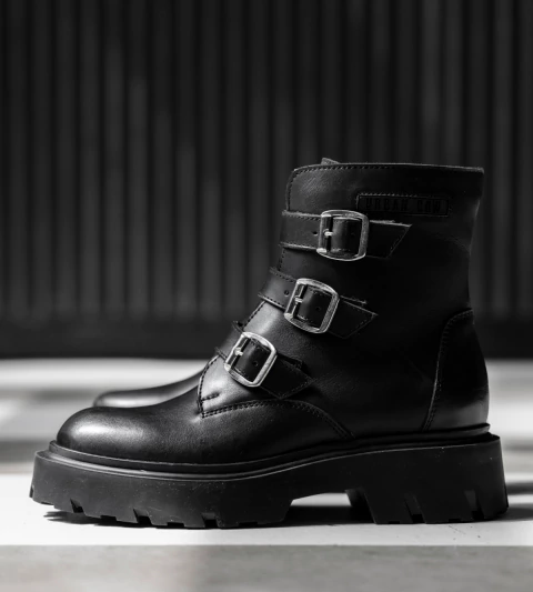 BOTA SAOMI NEGRO - comprar online