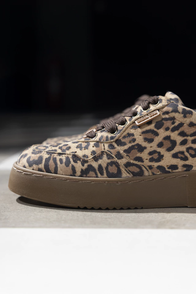 Zapatilla ascari full leopard de Urban Cow — imagen 7