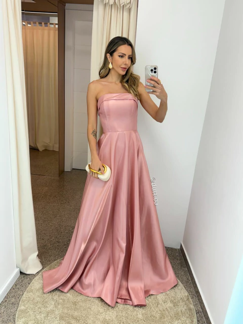 Vestido Brasil tomara que caia com passador nas costas brilhoso rosa