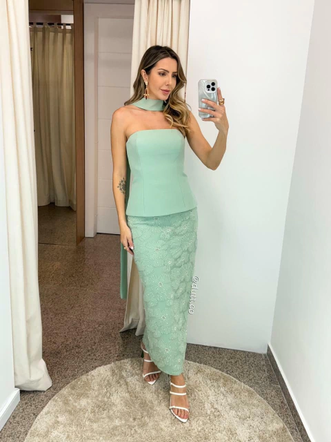 Vestido midi conjunto Polônia tule e alfaiataria verde claro