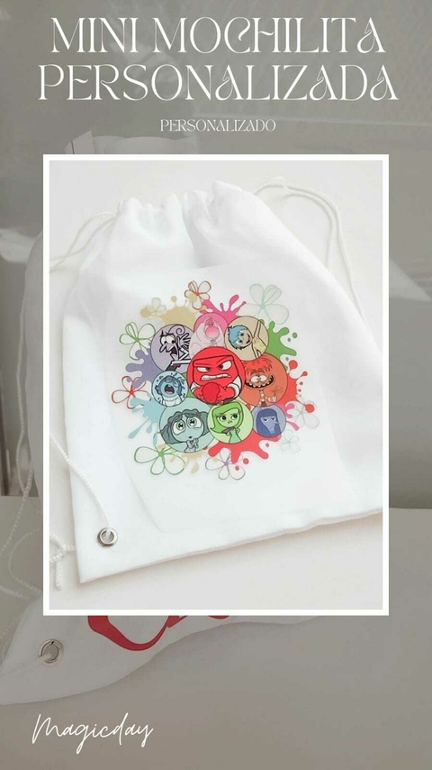 MOCHILA DE TELA CHICA ESTAMPADA - comprar online