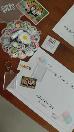 PARTY CHARM - Llaveros ( desde 5 niños ) en internet