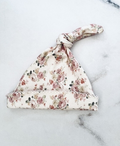 GORRITO DE ALGODÓN CON NUDO - comprar online