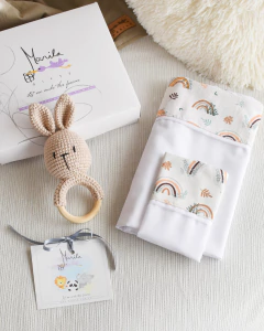 AJUAR "FELI" SABANITA MAS SONAJERO TEJIDO en internet