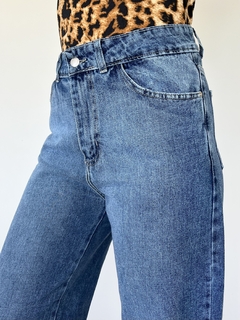 Imagen de (51019) WIDE LEG JEAN CON ROTURAS BORDE (ARITZA)
