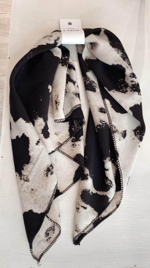 Pañuelo Cow - comprar online