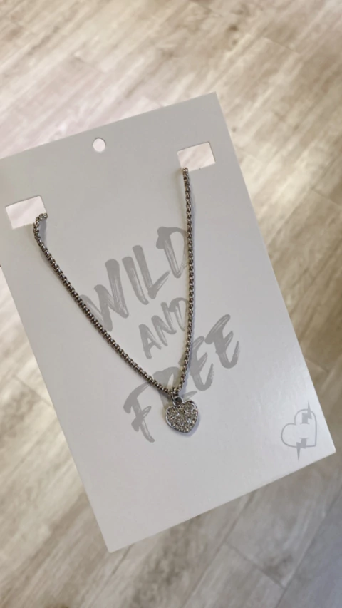 Collar Love plateado - comprar online