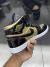 AIR JORDAN 1 na internet