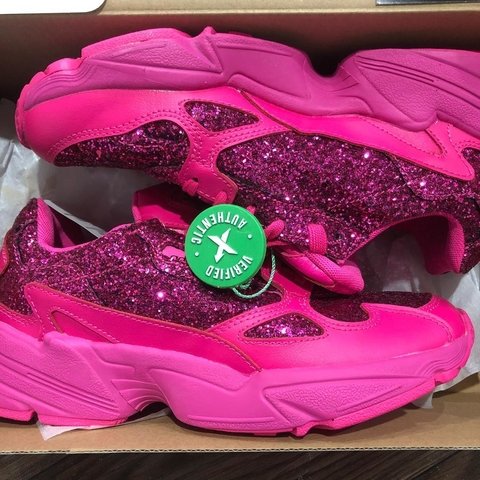 Adidas falcon - comprar online