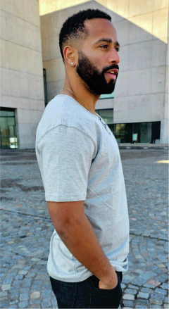 Remera con Botones Gris Melange Claro en internet