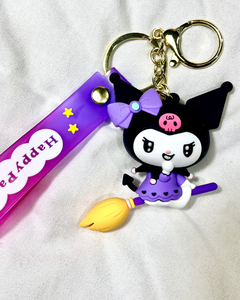 LLAVERO KUROMI ESCOBA