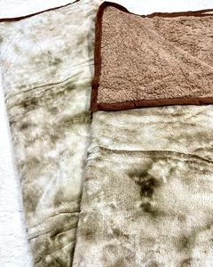 Manta Corderito PIEL DE CONEJO Batik Terra - comprar online