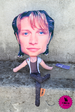 Muñeco Bon Jovi
