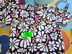 OUTLET / REMERA "MARGARITAS" / TALLE 4 - comprar online
