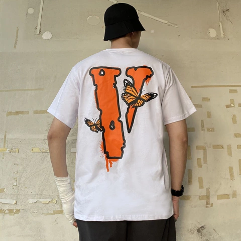 Remera V lone Butterfly