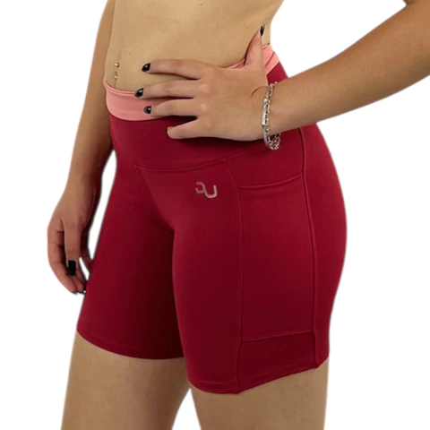 Shorts Médio com Bolsos Rubi