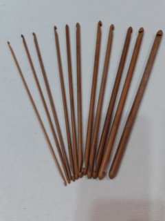 AGUJA TUNECINA BAMBU x 11