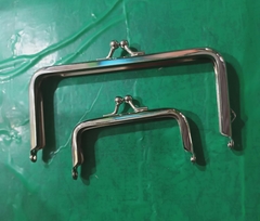 PELLIZCO para EMBOQUILLAR 2 Metálico