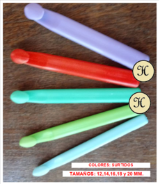 AGUJAS CROCHET PLASTICAS Gruesas ( totora)