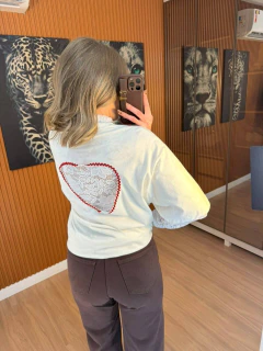 T-shirt maxi vazada coração (off white) - loja online