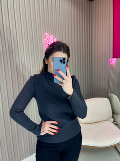 Blusa termica zarah manga longa forro veludo (cinza chumbo) na internet