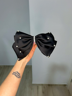 Laço de cabelo acetinado (preto) - Jordanna Galia Store