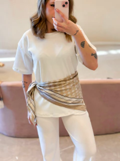 Lenço cetim 90x90 (nude florzinha/off white) - comprar online