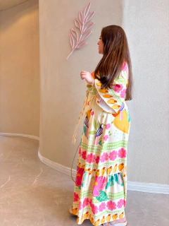 Imagem do Vestido Andy curves 44- 48 viscolynho (estampa amarelo candy)