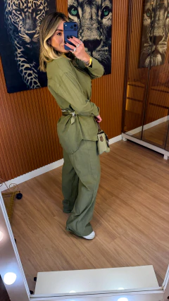 CONJUNTO tatiana camisa+ lenço e pantalona linho de algodão (verde oliva) - Jordanna Galia Store