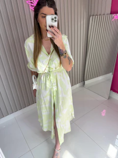 CHAMISE Eloa ALONGADA MANGA curta viscolynho (off white e verde) na internet