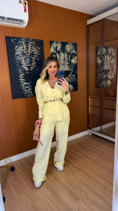 CONJUNTO tatiana camisa+ lenço e pantalona linho de algodão (amarelo pastel) - Jordanna Galia Store