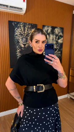 Imagem do Blusa pietra modal (preto)