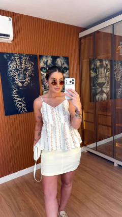 Blusa Joy alcinha viscolynho floral peplum (branco) - Jordanna Galia Store