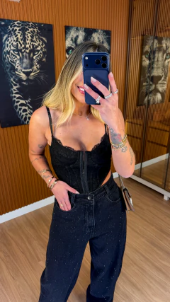 Corselet lovat renda com barbatanas (preto)